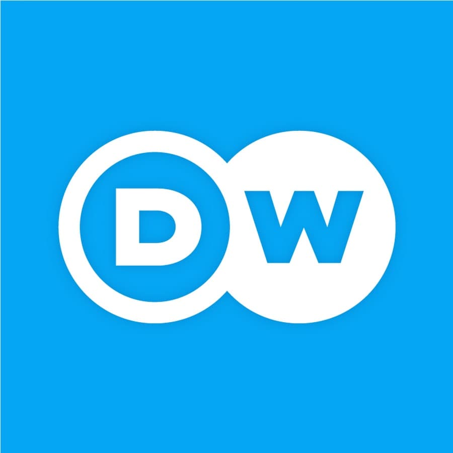 DW logo